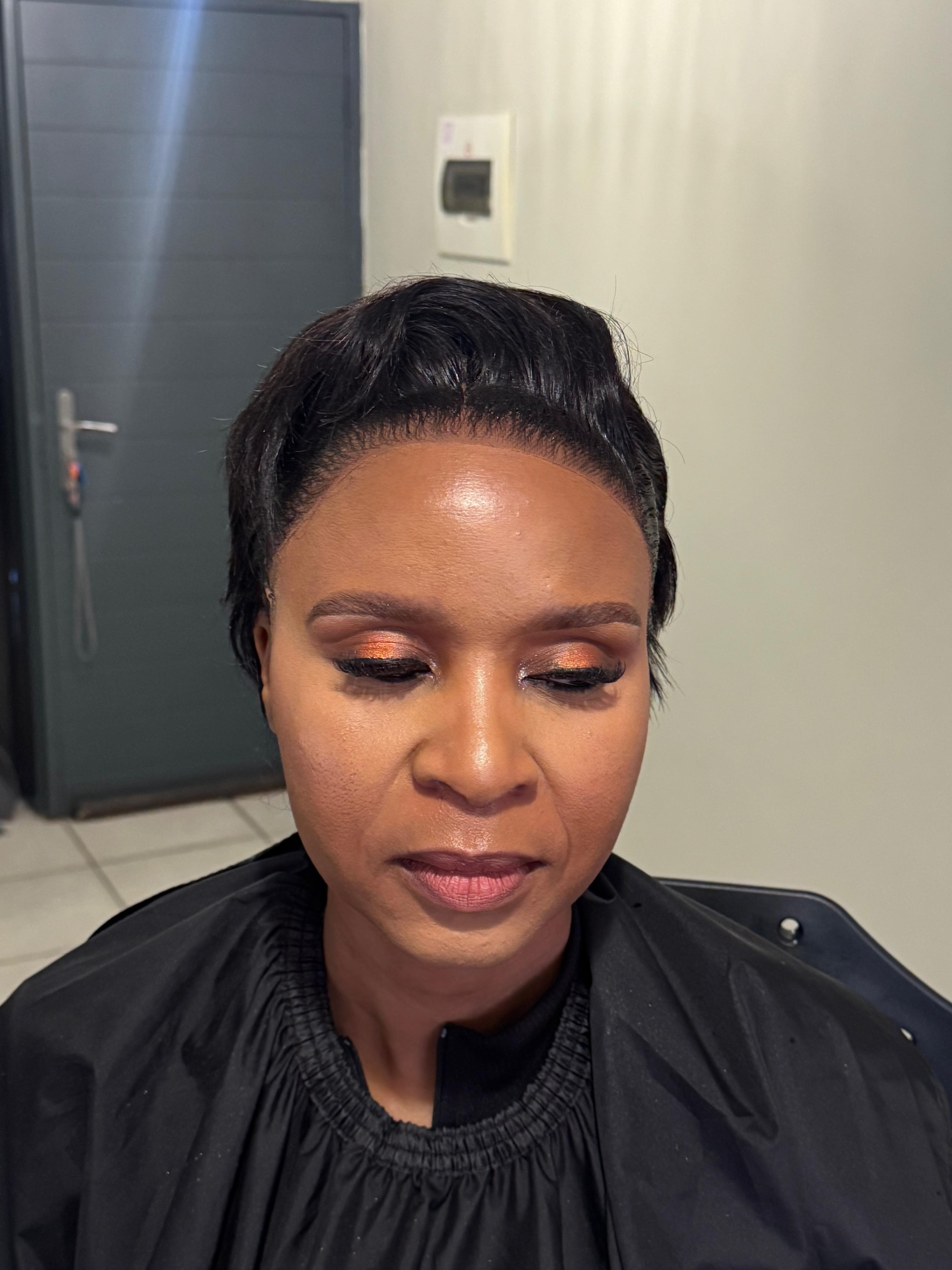 Copper eye glam look
